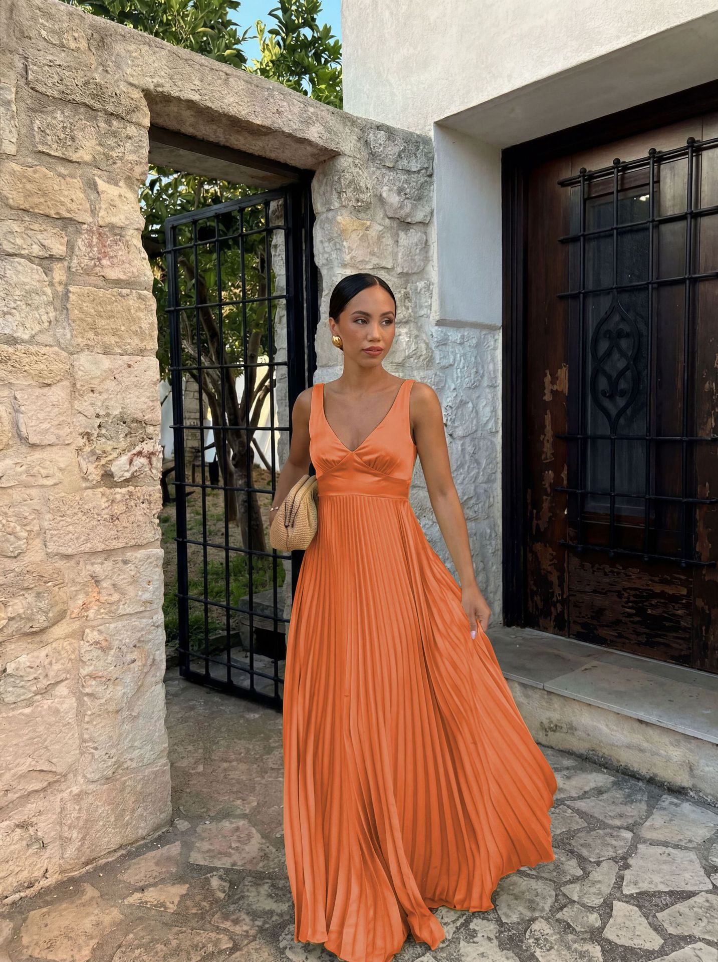 Fitted-waist Pleated Strap V-neck Solid-color Fashionable Dress